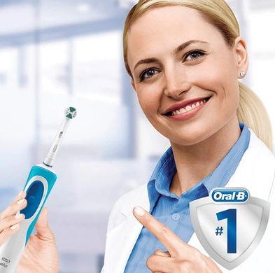 Электрическая зубная щетка Braun Oral-B Vitality D12.513 Vitality Easy Clean